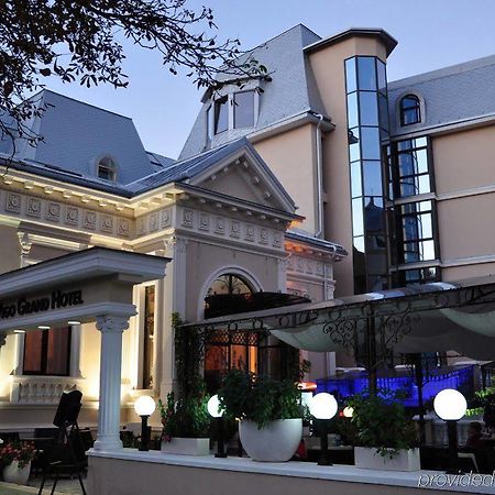 Vigo Grand Hotel Ploieşti Exteriör bild